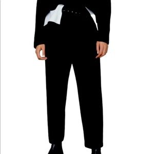 New with tags ZARA high-waisted black pants with belt. Size USA M